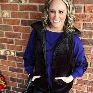 CHICOS LONG SLEEVE EMBROIDERED SWEATER